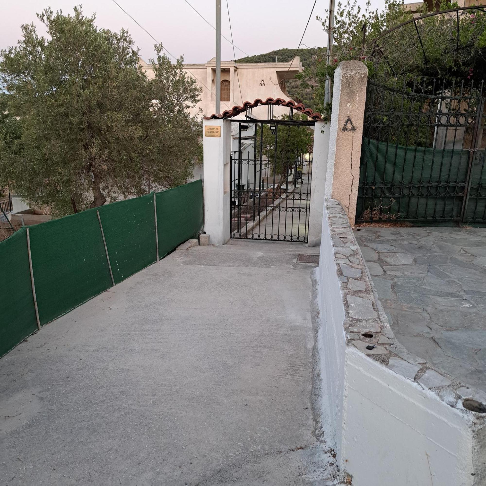 Ξενώνας Vasiliki Vathí Dış mekan fotoğraf